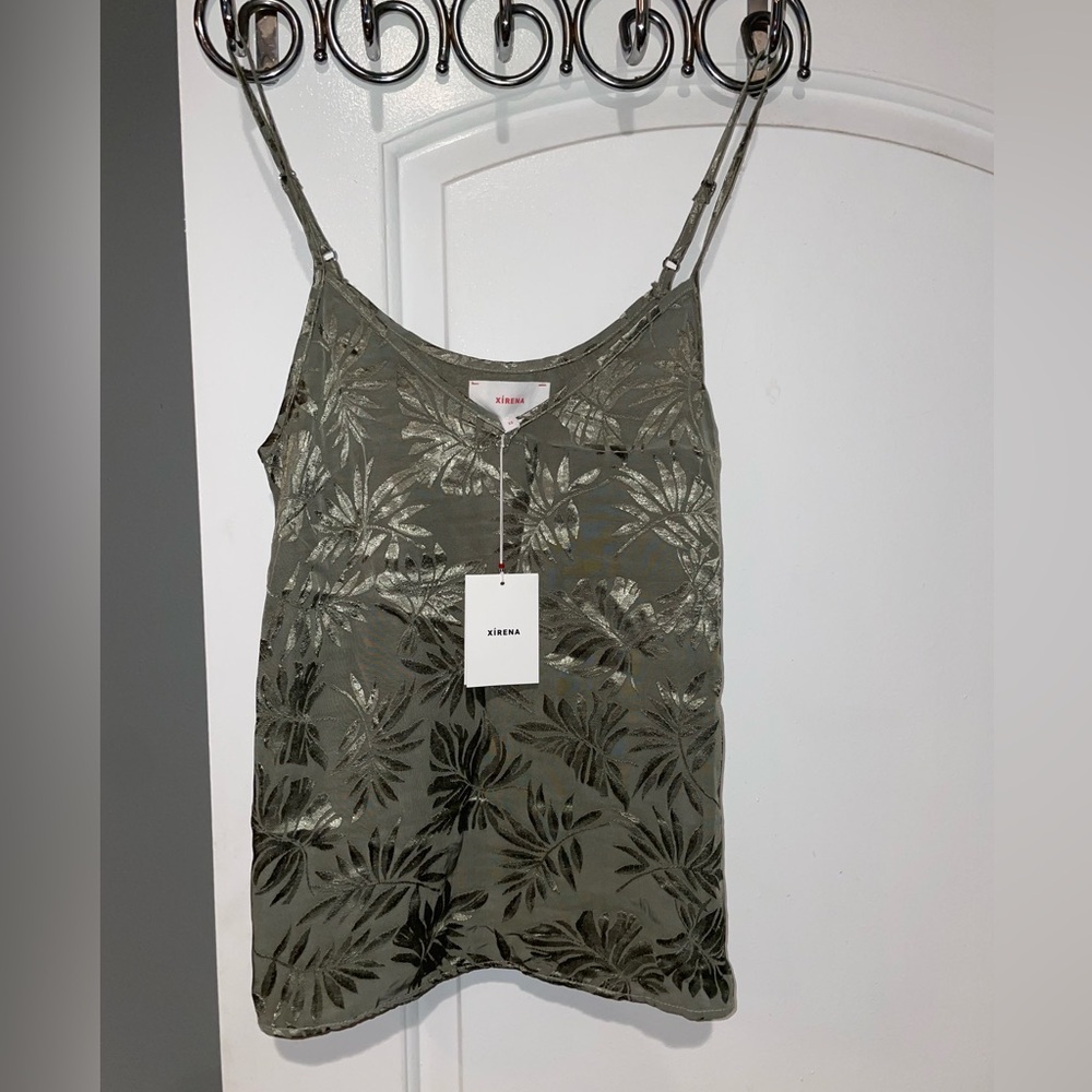 New! XIRENA Rei Printed Cami Top in Green Sage Palm 🌿 XS  NWT! - Picture 7 of 8